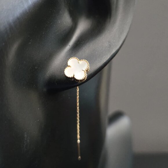 Clover design dangling - Gold Earring - Picture 3 of 16